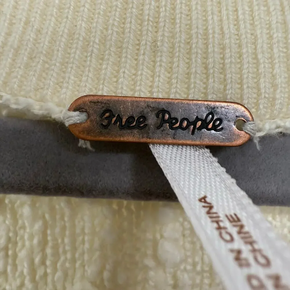 Free People Women's Cream Textured Oversized Bishop Sleeve Sweater Size Small